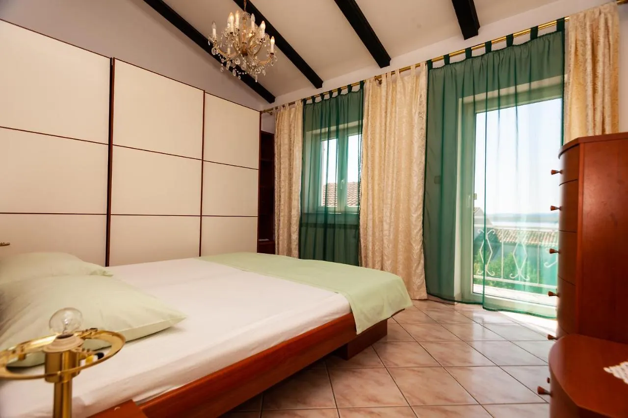 Mima Apartment Crikvenica 0*,